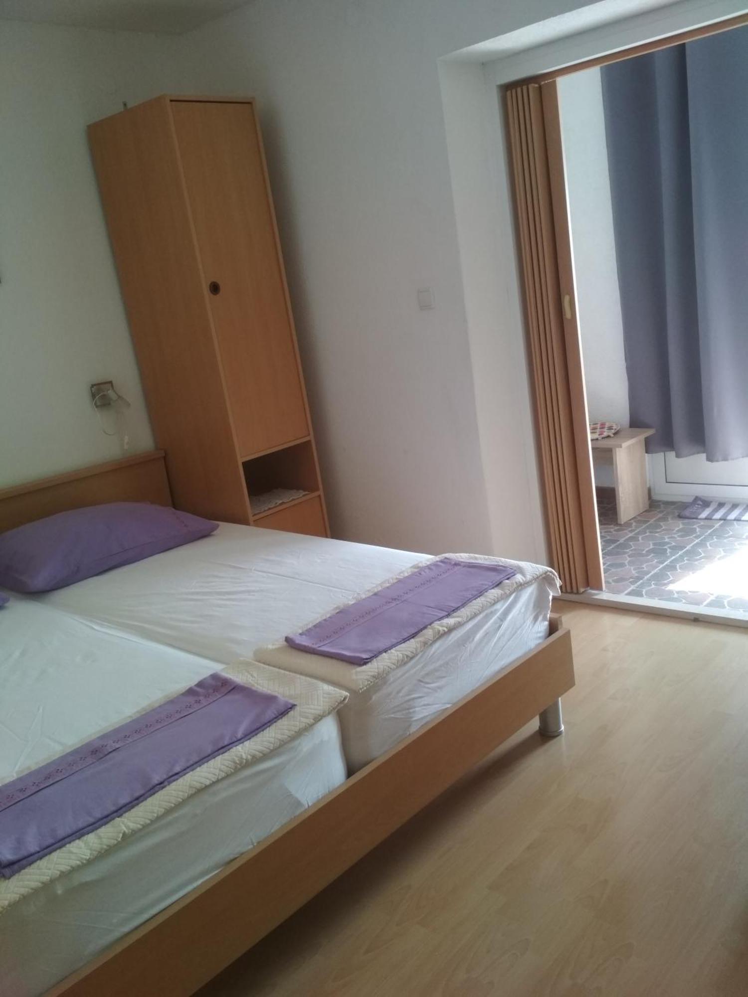Apartmani Carevic Baška Voda Quarto foto